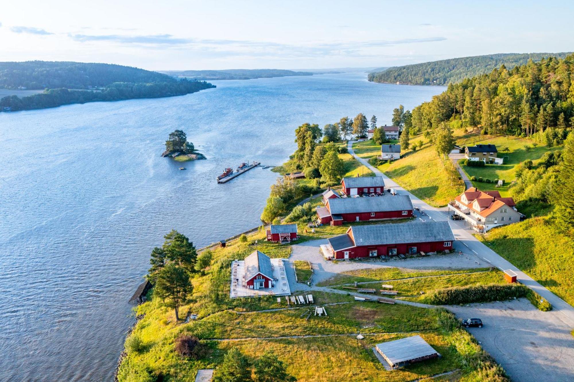 Hyttelaven Pa Furuholmen ساربسبورغ المظهر الخارجي الصورة